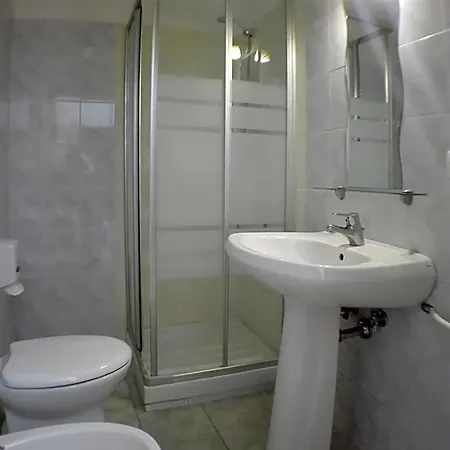 Hotel Cesare 2*